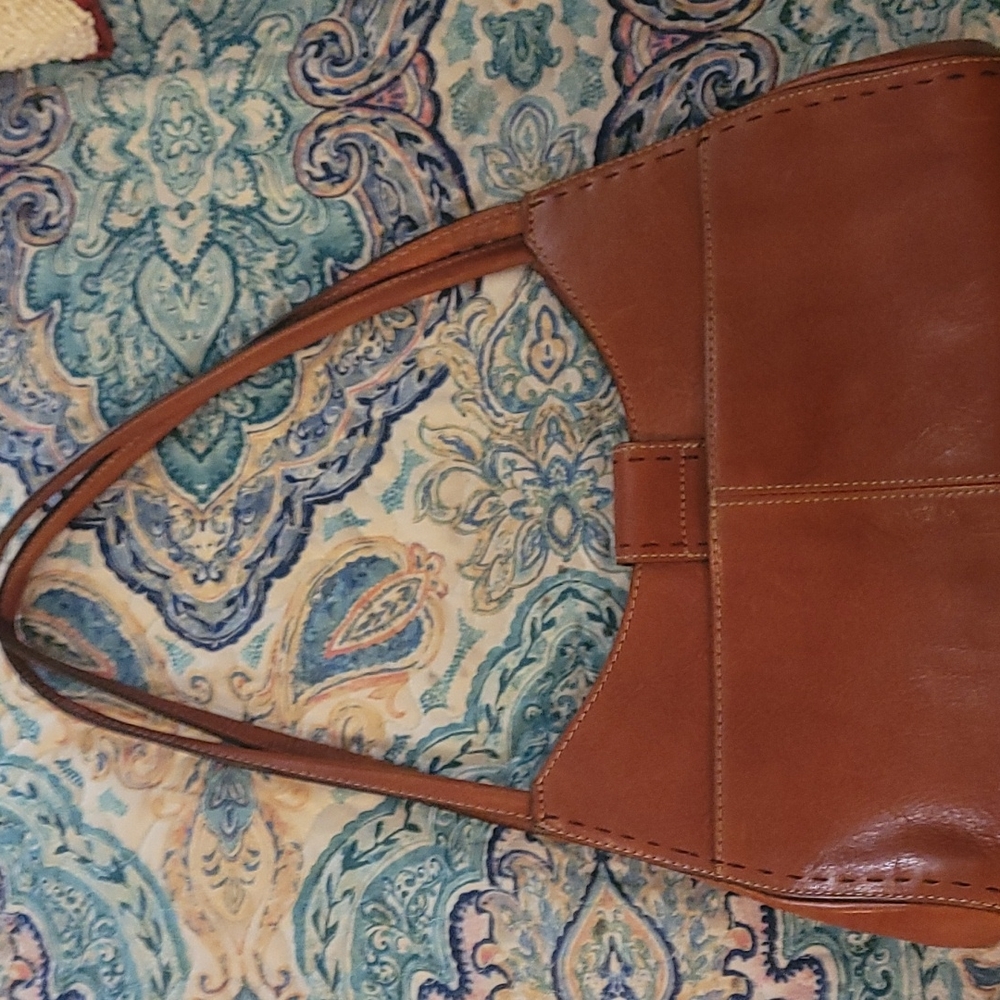 FOSSIL LEATHER PURSE - Picture 3 of 3